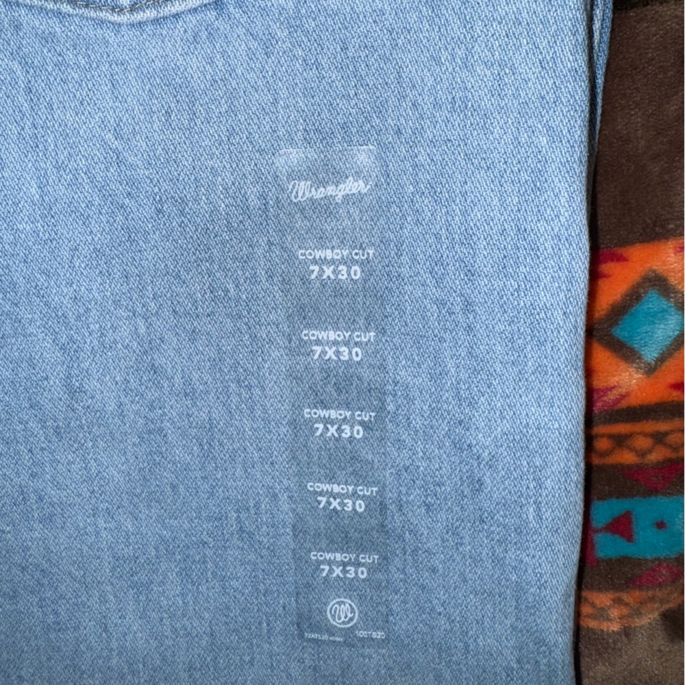 women’s wrangler jeans NWT - Picture 2 of 5